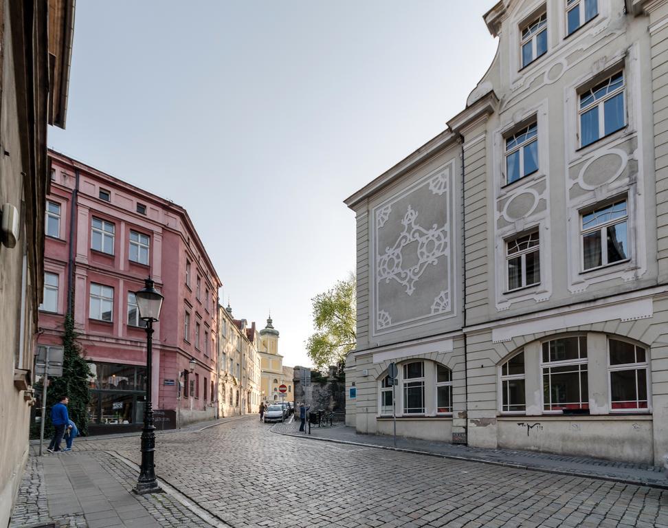 Hill Inn Poznaň Exteriér fotografie