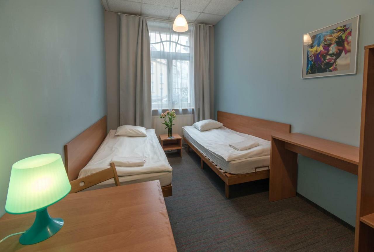 Hill Inn Poznaň Exteriér fotografie